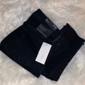 J Brand Jeans - J Brand Photo Ready Cropped Mid Rise Skinny Jeans J Brand Jeans - J Brand Photo Ready Cropped Mid Rise Skinny Jeans